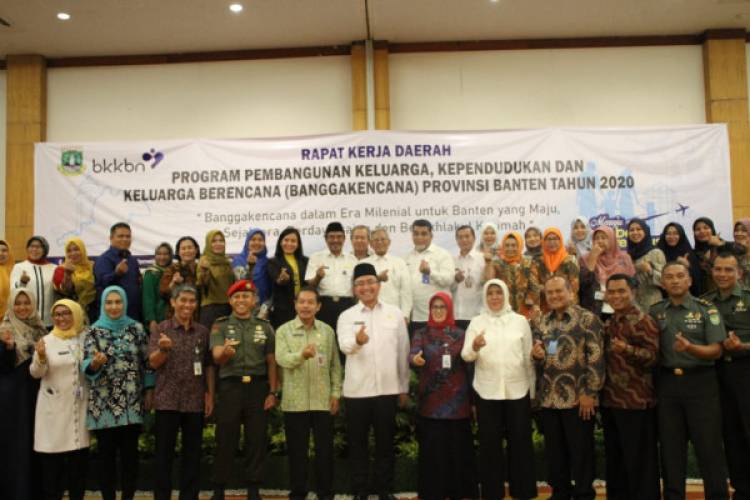 Dukung BKKBN Sasar Milenial, Wagub Beri Salam "Sarangheyo"