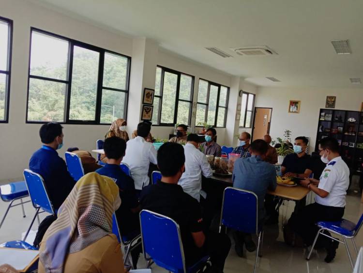 Rapat Pembahasan TIK