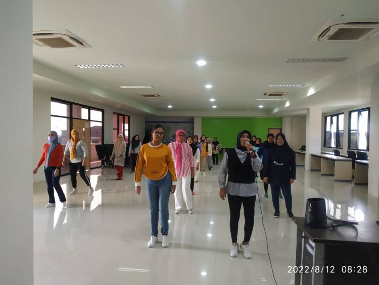 Jumat Sehat Diskominfo 